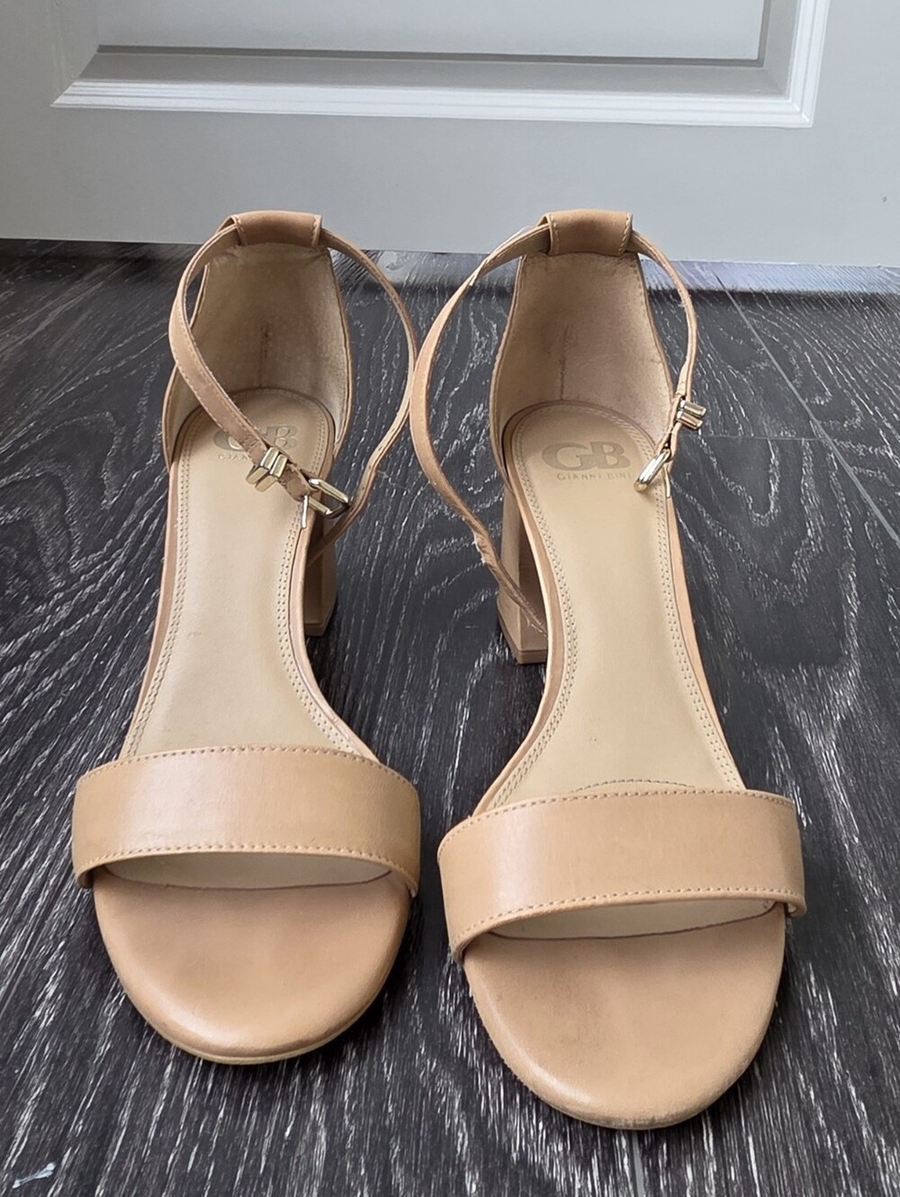 Gianni Bini Nude Ankle Strap Block Heel Sandals Size 9